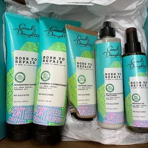 Complete carols daughter born to repair line.